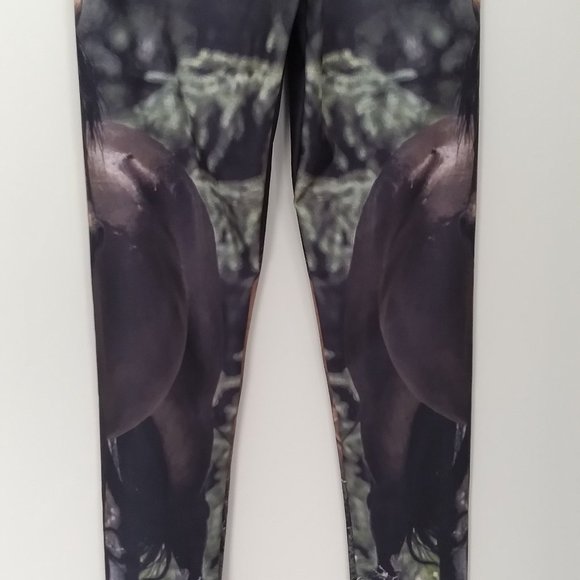 "Back to Nature Apparel" Leggings, Wild Horse, Unique Wearable Art! Medium - Picture 8 of 13